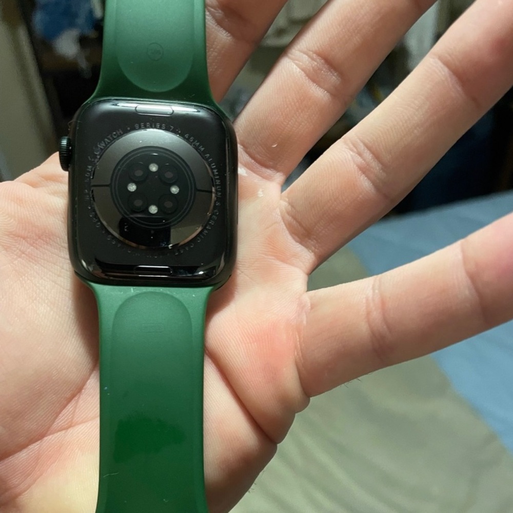 Green 45mm Apple Watch with cellular & wifi Available.